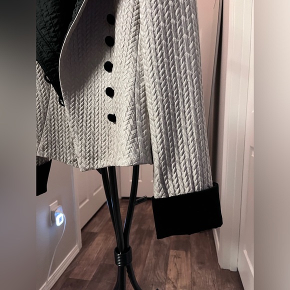 ARMANI COLLEZIONI beautiful BLAZER Jacket Made in ITALY with Velvet Details - Picture 15 of 16